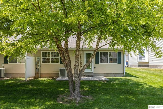 1847 N 175th Court, Omaha, NE 68118