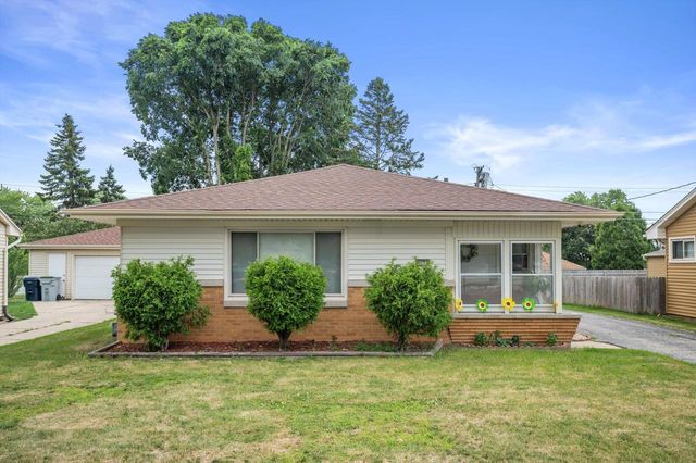 4050 N 81st STREET, Milwaukee, WI 53222