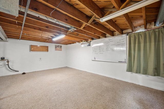 4050 N 81st STREET, Milwaukee, WI 53222