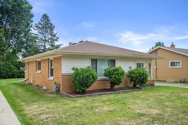 4050 N 81st STREET, Milwaukee, WI 53222