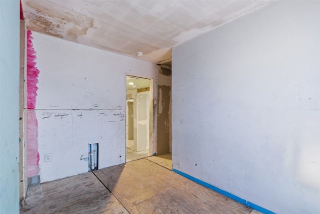 1703 Navaro Street, Dallas, TX 75208