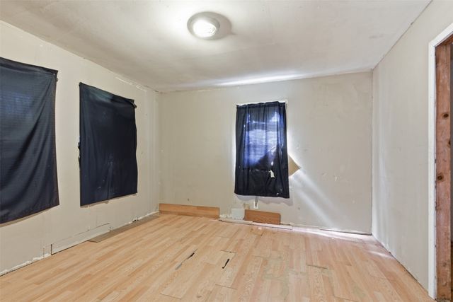 1703 Navaro Street, Dallas, TX 75208