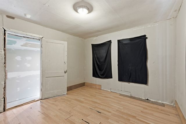 1703 Navaro Street, Dallas, TX 75208