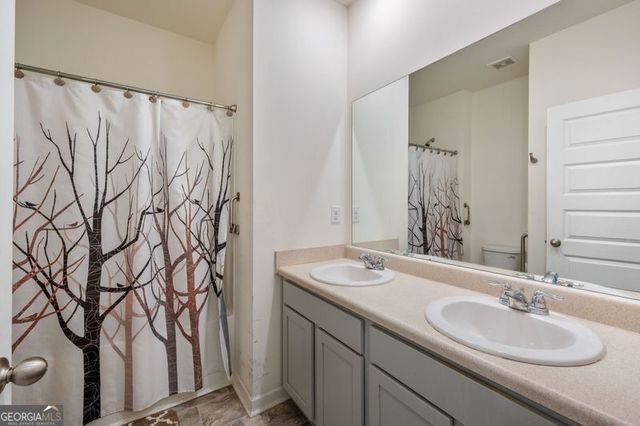 647 Graham Campbell Lane, Statham, GA 30666