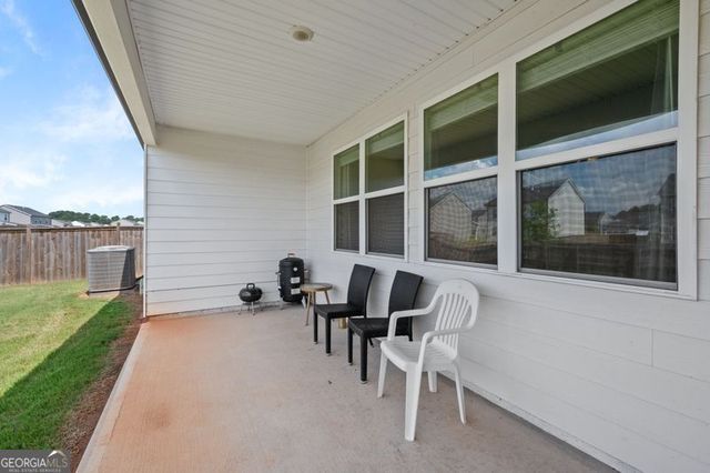 647 Graham Campbell Lane, Statham, GA 30666