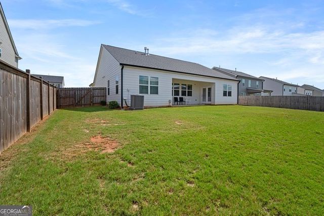 647 Graham Campbell Lane, Statham, GA 30666