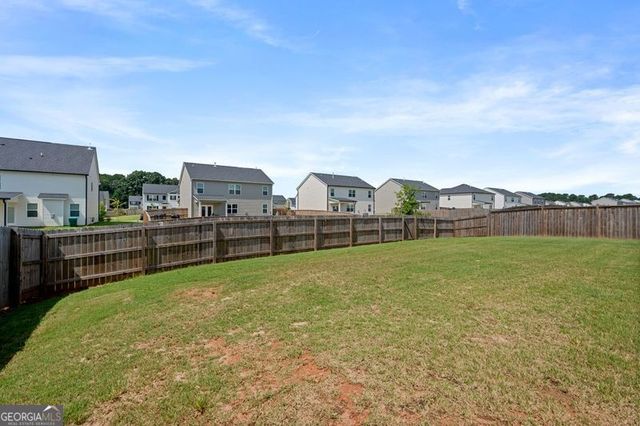 647 Graham Campbell Lane, Statham, GA 30666