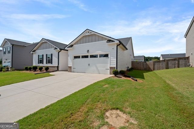 647 Graham Campbell Lane, Statham, GA 30666