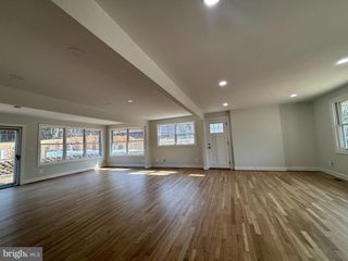 239 OLD COURTHOUSE RD NE, Vienna, VA 22180