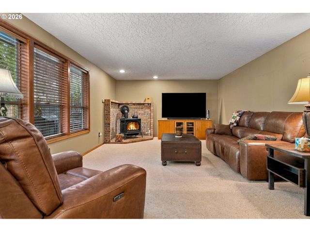 17102 Ne 37TH Cir, Vancouver, WA 98682