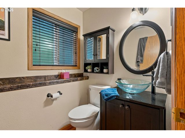 17102 Ne 37TH Cir, Vancouver, WA 98682