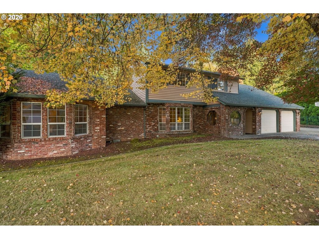 17102 Ne 37TH Cir, Vancouver, WA 98682