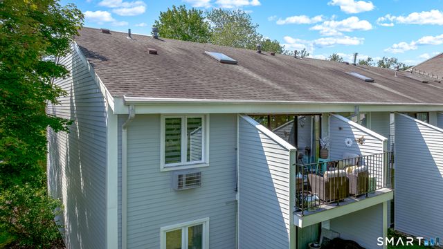 121 Florence Road 2C, Branford, CT 06405