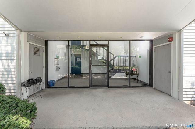 121 Florence Road 2C, Branford, CT 06405