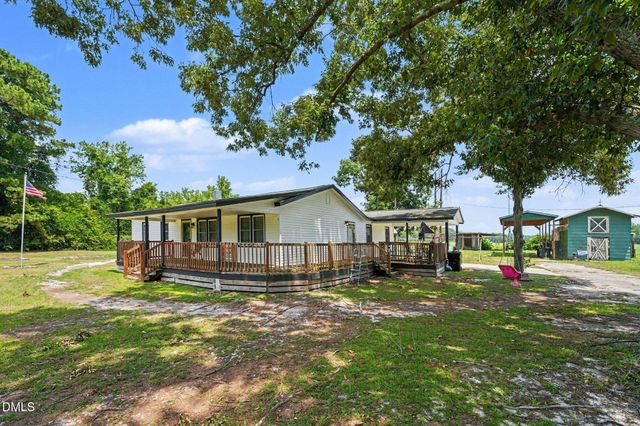 921 Fred Hall Road, Stedman, NC 28391