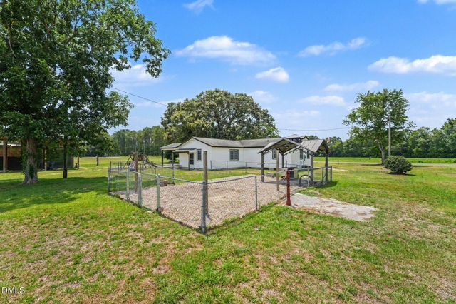 921 Fred Hall Road, Stedman, NC 28391