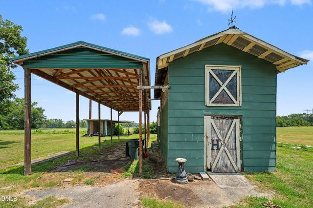 921 Fred Hall Road, Stedman, NC 28391