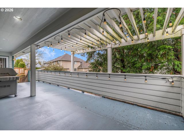 387 Ne 15TH Ct, Hillsboro, OR 97124