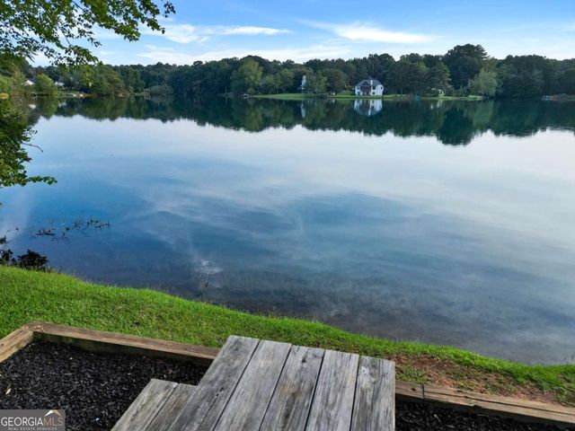 300 Onyx Drive, Mcdonough, GA 30252