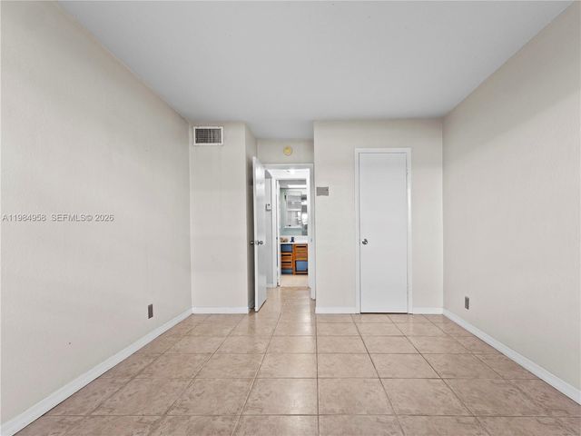 6711 N Kendall Dr 505, Pinecrest, FL 33156