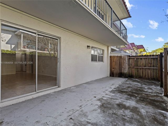 6711 N Kendall Dr 505, Pinecrest, FL 33156