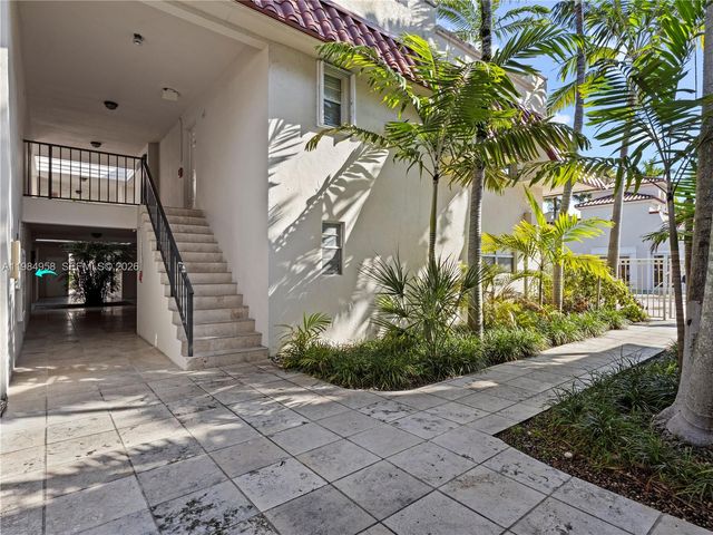 6711 N Kendall Dr 505, Pinecrest, FL 33156