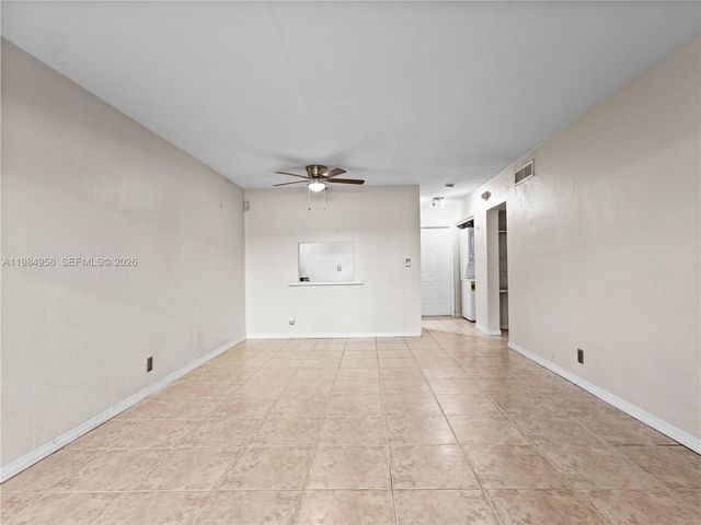 6711 N Kendall Dr 505, Pinecrest, FL 33156