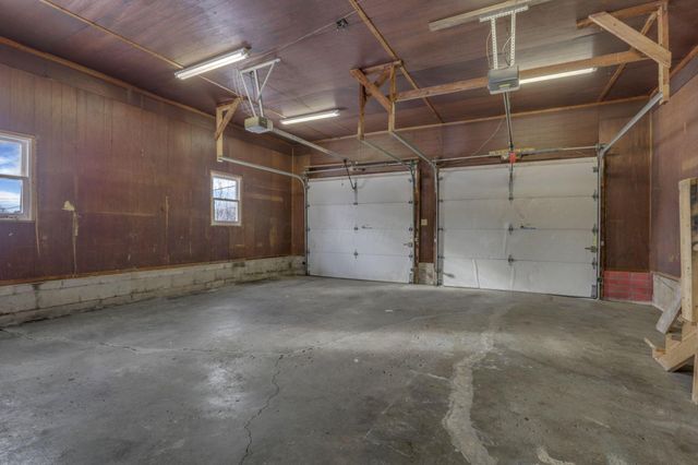 7236 Licking Springs Road NE, Newark, OH 43055