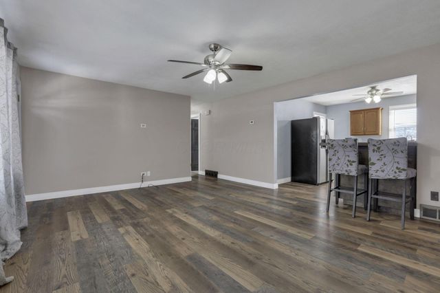 7236 Licking Springs Road NE, Newark, OH 43055