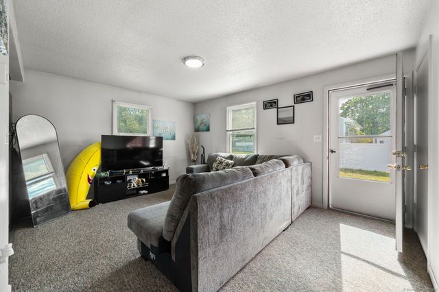 18 Tacoma Court, Groton, CT 06340