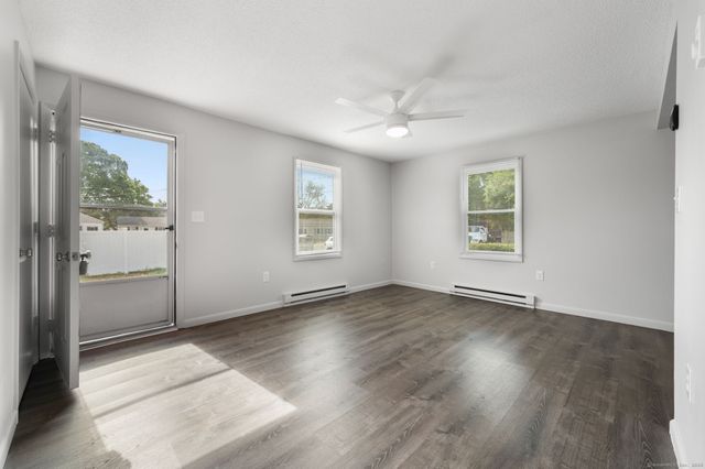 18 Tacoma Court, Groton, CT 06340