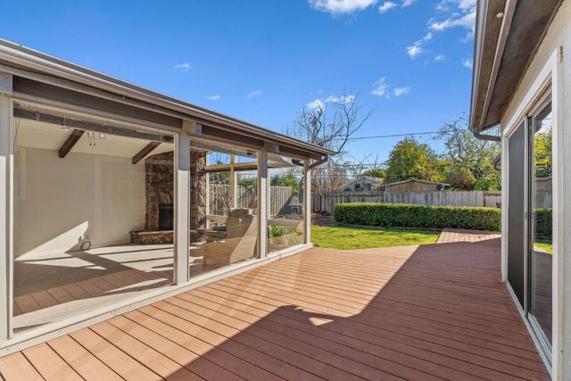 15 Del Rey Circle, Salinas, CA 93901