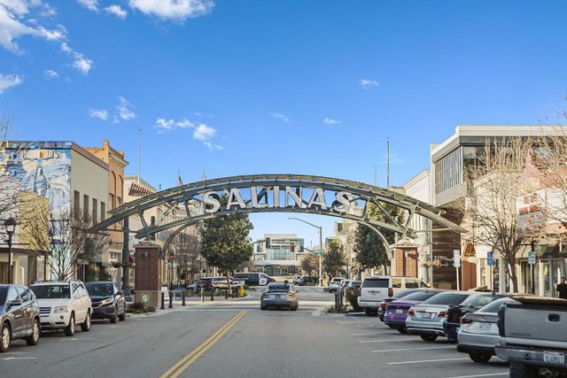 15 Del Rey Circle, Salinas, CA 93901