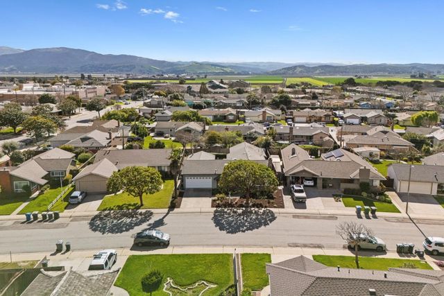 15 Del Rey Circle, Salinas, CA 93901