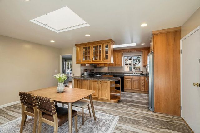 15 Del Rey Circle, Salinas, CA 93901