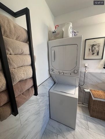 124 West 9th St 1, Boston, MA 02127