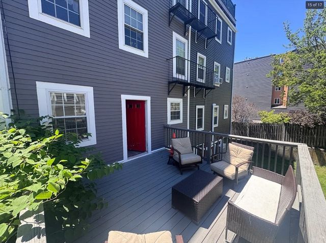 124 West 9th St 1, Boston, MA 02127