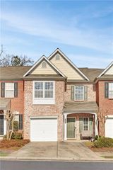 1102 Pleasant Oaks Court, Lawrenceville, GA 30044