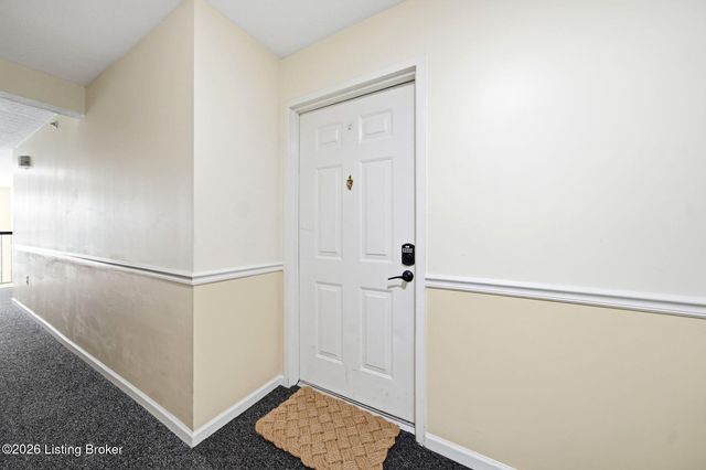 8413 Ambrosse Ln 310, Louisville, KY 40299