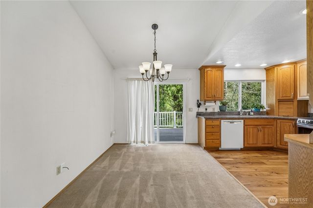 100 NW Westmont Lane, Bremerton, WA 98311