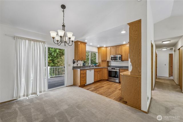 100 NW Westmont Lane, Bremerton, WA 98311