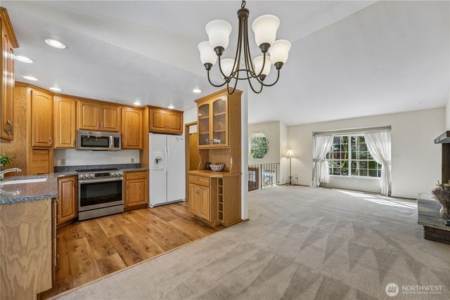 100 NW Westmont Lane, Bremerton, WA 98311