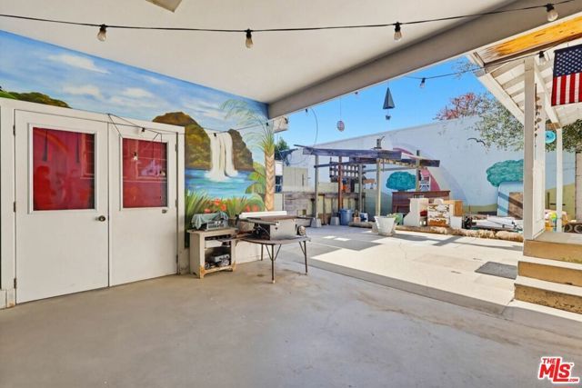 1817 W Burbank Boulevard, Burbank, CA 91506