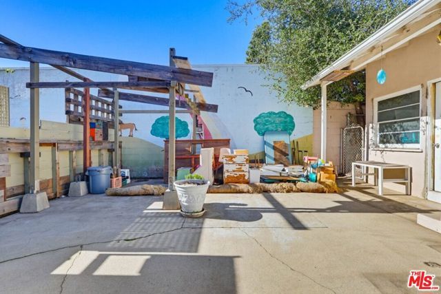 1817 W Burbank Boulevard, Burbank, CA 91506