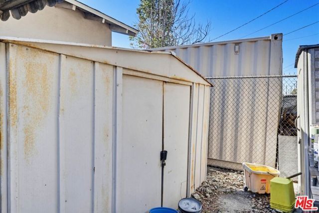 1817 W Burbank Boulevard, Burbank, CA 91506