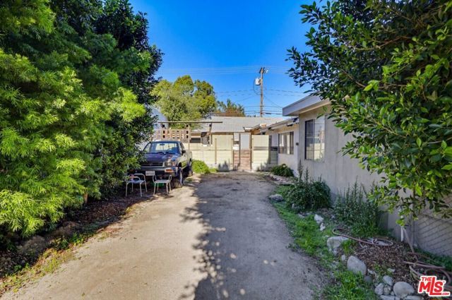 1817 W Burbank Boulevard, Burbank, CA 91506