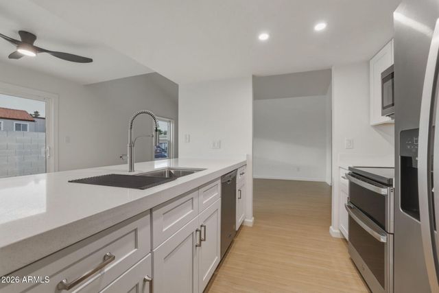 6833 S JENTILLY Lane, Tempe, AZ 85283