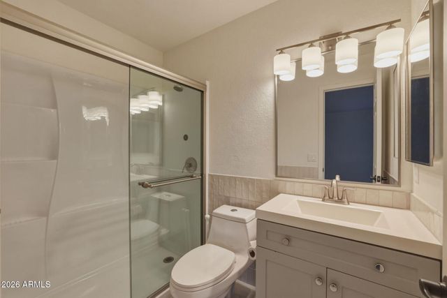 6833 S JENTILLY Lane, Tempe, AZ 85283