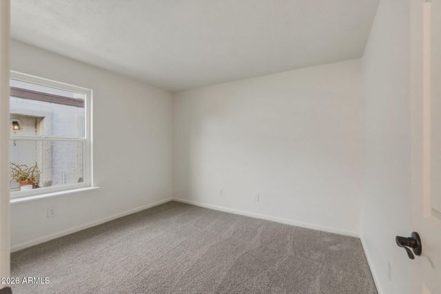 6833 S JENTILLY Lane, Tempe, AZ 85283