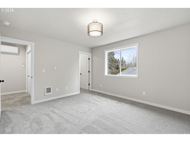 3155 Ne 117th Ave, Portland, OR 97220